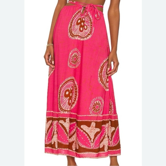 House of Harlow 1960 Dresses & Skirts - NWT House of Harlow Midi Skirt